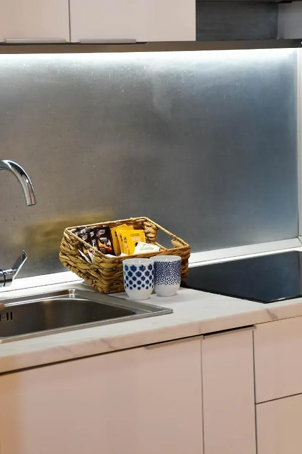 Holidays2Malaga Trinidad Renovated 1 Bedroom Penthouse Close To City Center 0*, Malaga