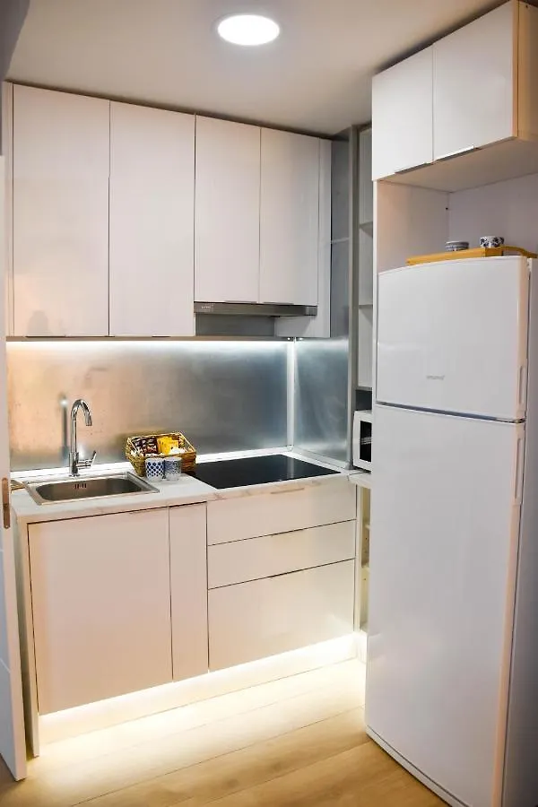 Holidays2Malaga Trinidad Renovated 1 Bedroom Penthouse Close To City Center Malaga