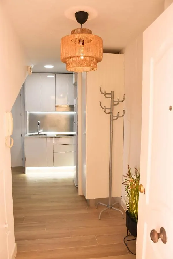 Holidays2Malaga Trinidad Renovated 1 Bedroom Penthouse Close To City Center Spain
